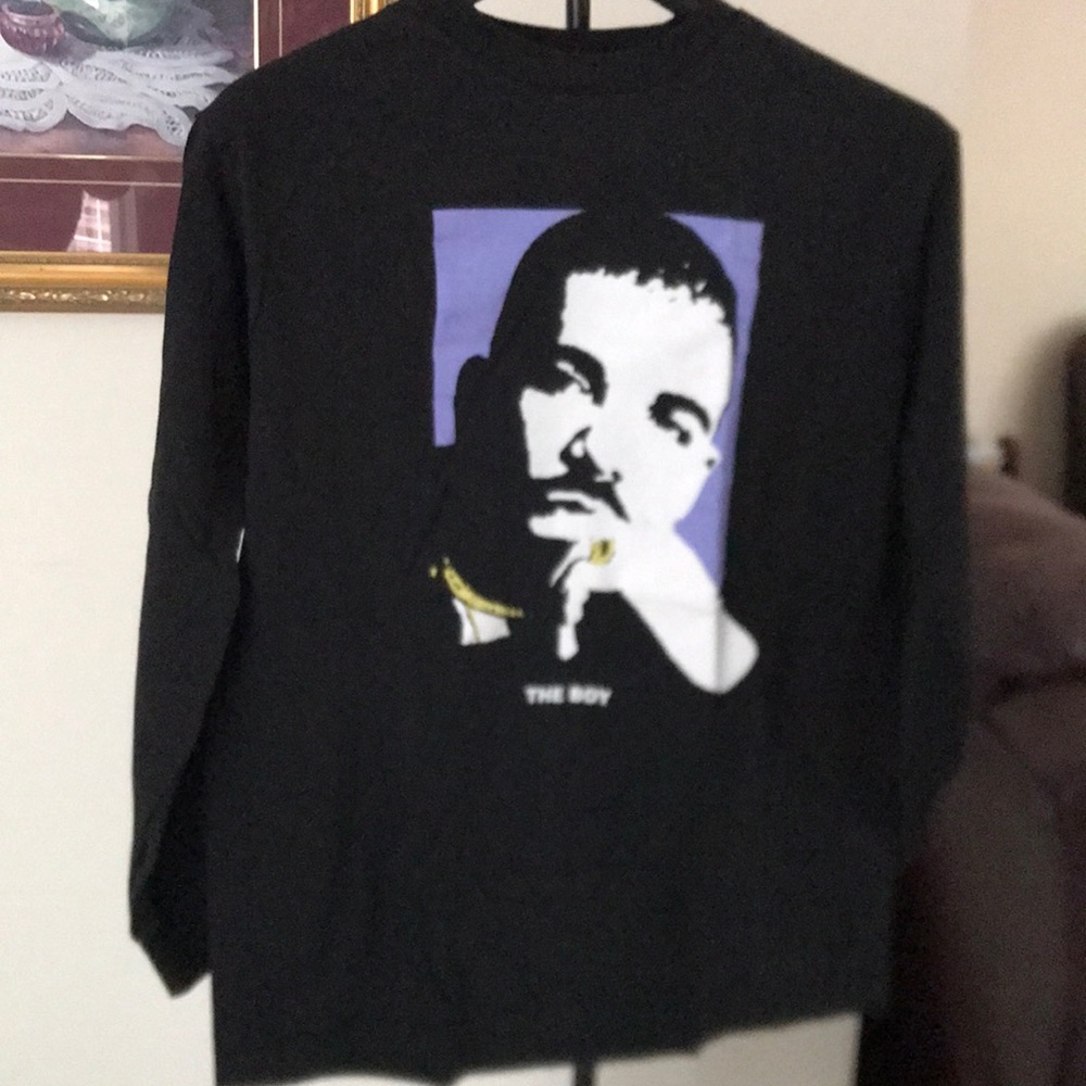 DRAKE BLACK LONG SLEEVE T—SHIRT SIZE WOMEN SMALL